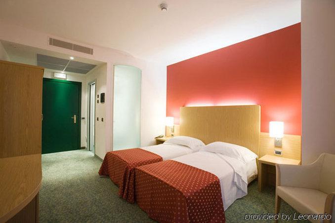 Hotel Senator Gorgonzola Quarto foto